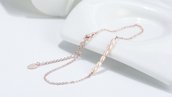 The Sterling Silver Rose Gold Pink Pearl Anklet - Image 2