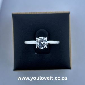 The Sterling Silver 1.00 ct Round Cut Solitaire Engagement Ring